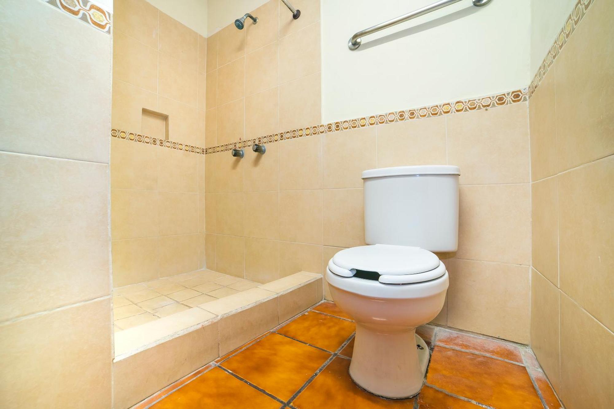 Capital O Hotel Casa Blanca Селая Екстер'єр фото
