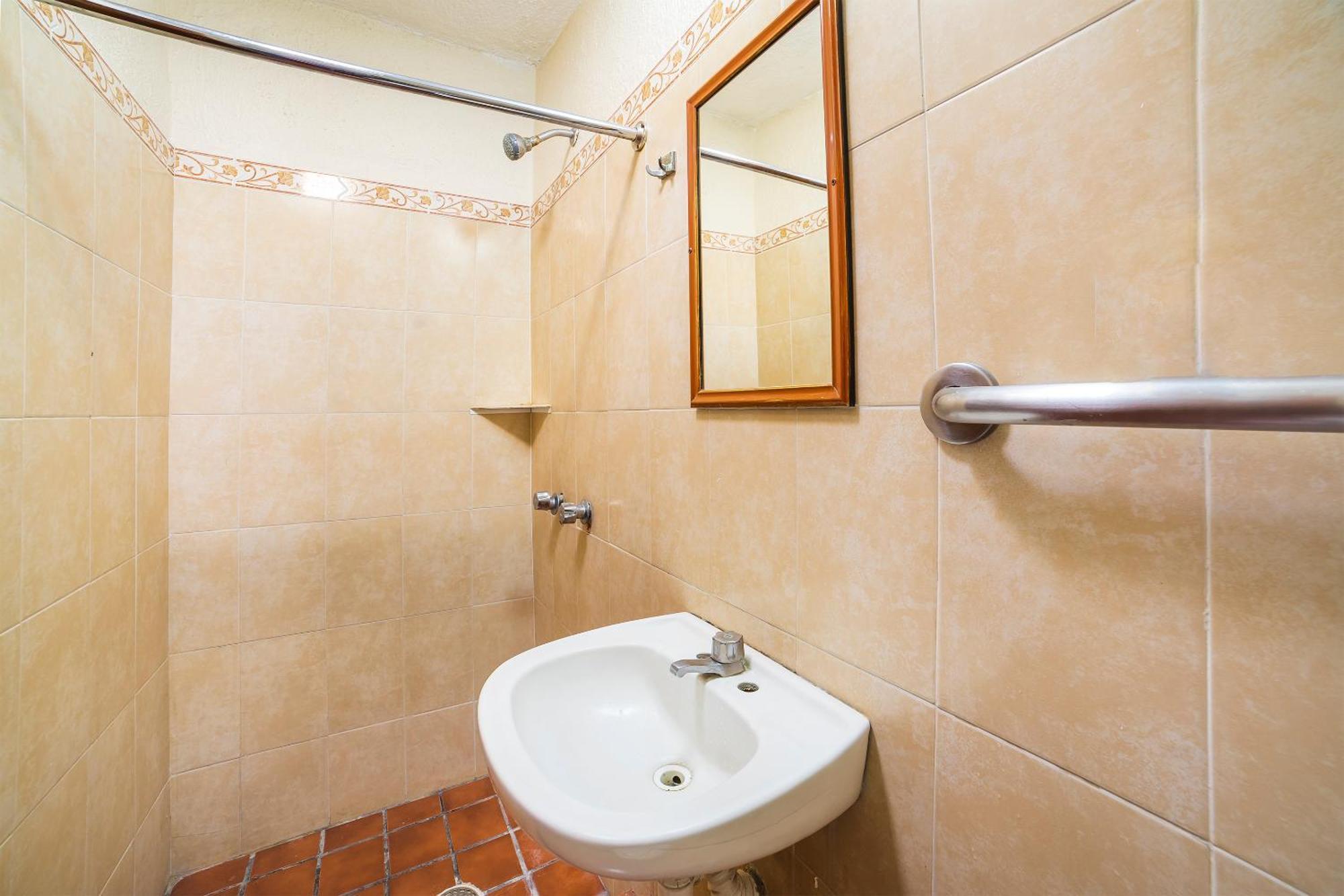 Capital O Hotel Casa Blanca Селая Екстер'єр фото