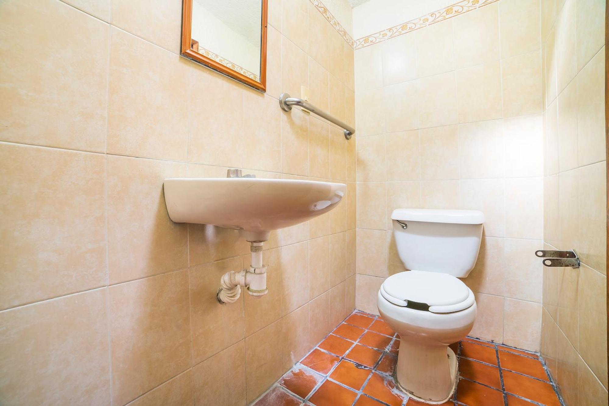 Capital O Hotel Casa Blanca Селая Екстер'єр фото