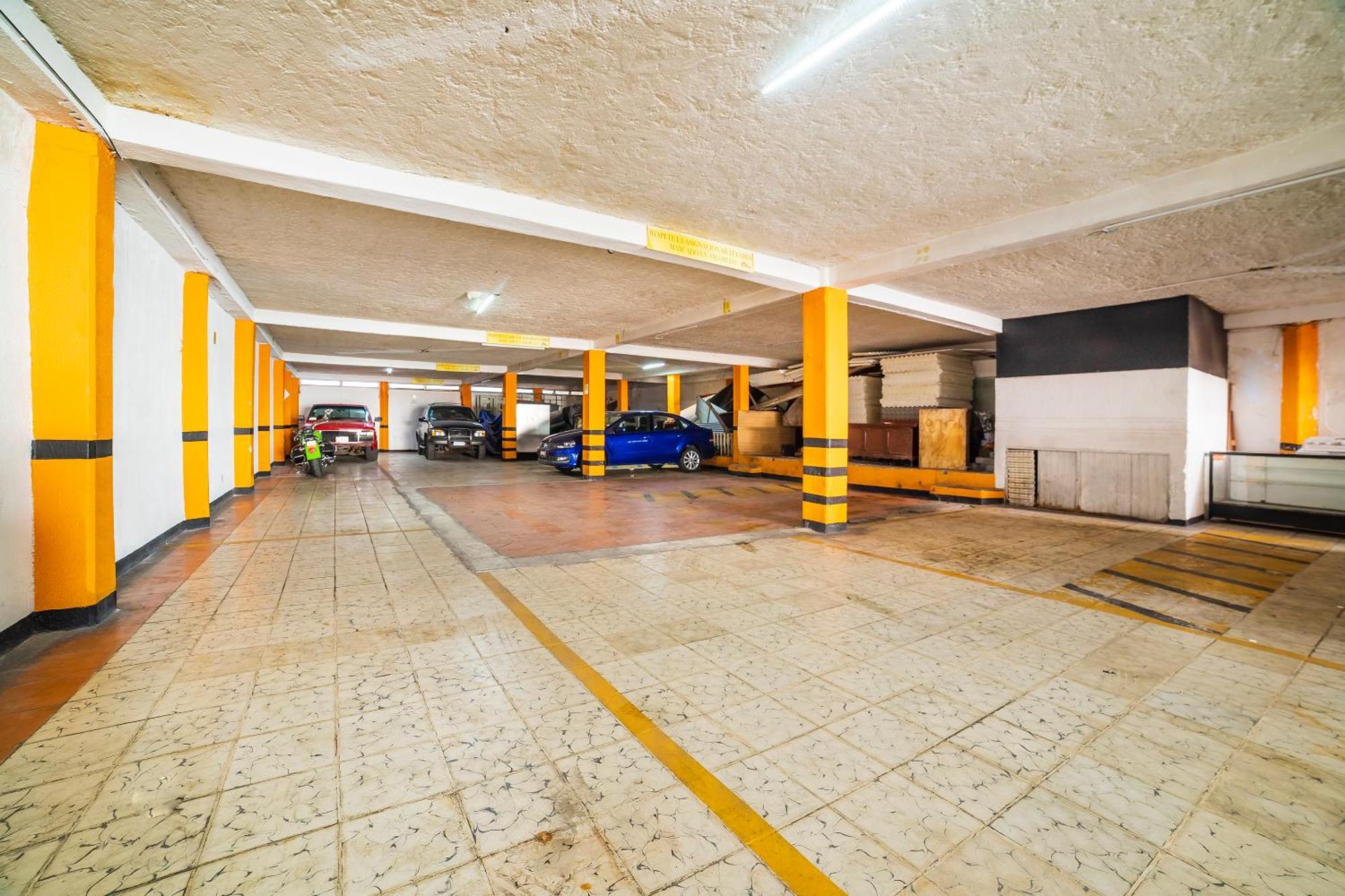 Capital O Hotel Casa Blanca Селая Екстер'єр фото